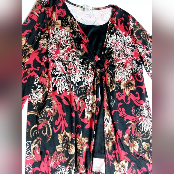 Flowy layered multi color plus size womens blouse V Hem Size 2X - Picture 3 of 8